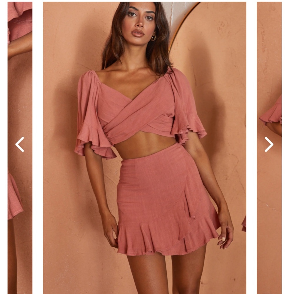 Selfie Leslie Hand In Mine Wide Ruffle Hem Skirt Rose